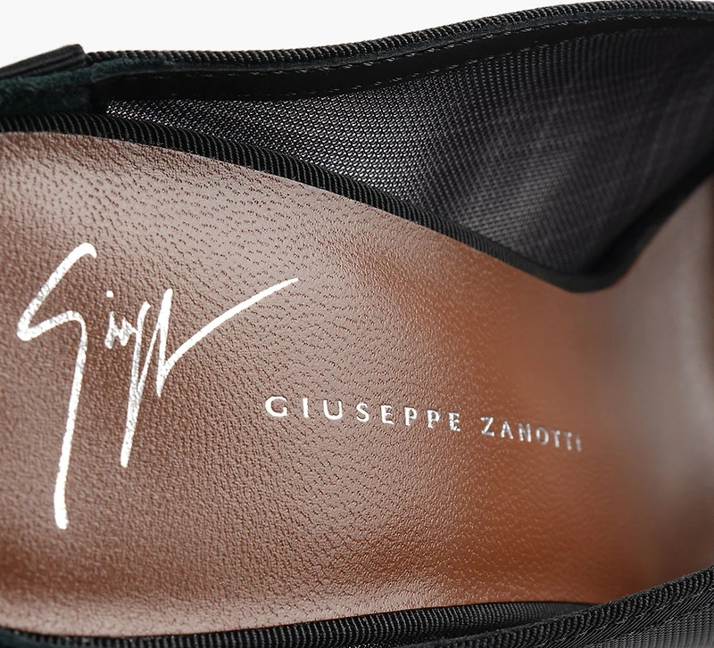 GUEPIERE MULE