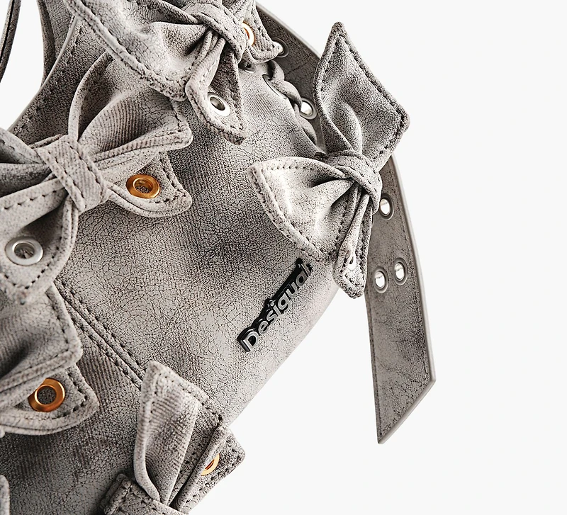 NICKEL SHOULDER