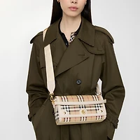 Top Handle Note Bag in Vintage check/soap beige - Women, Cotton, Technical | Burberry® Official