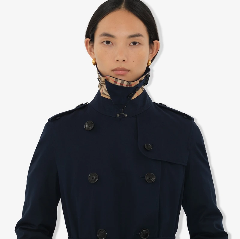 Long Kensington Heritage Trench Coat in Coal blue - Women, Cotton Gabardine | Burberry® Official