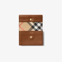 Cotswolds Folding Card Case in Hazel brown - Women | Burberry® Official