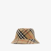 Reversible Gabardine Bucket Hat in Flax beige/sand beige - Men | Burberry® Official