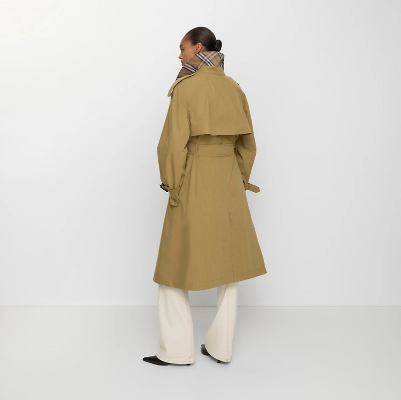 Long Canvas Fitzrovia Trench Coat with Warmer in Lignum brown - Women | Burberry® Official