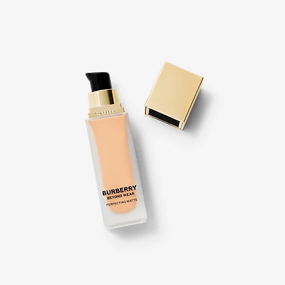 Beyond Wear Perfecting Matte Foundation – Light Neutral
