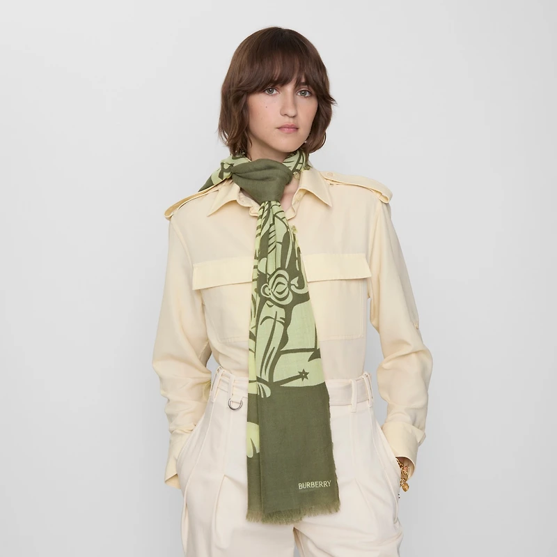 Wide EKD Wool Scarf in Pea | Burberry® Official