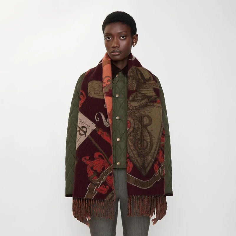 Etched Knight Cashmere Scarf in Oxblood red | Burberry® Official