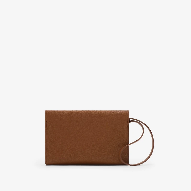 Cotswolds Pouch in Hazel - Women, Leather | Burberry® Official