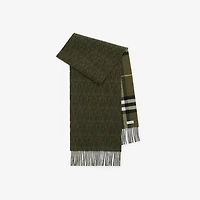 Reversible B Shield Cashmere Scarf in Pea green | Burberry® Official