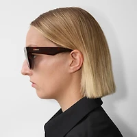 Round Sunglasses in Dark havana | Burberry® Official