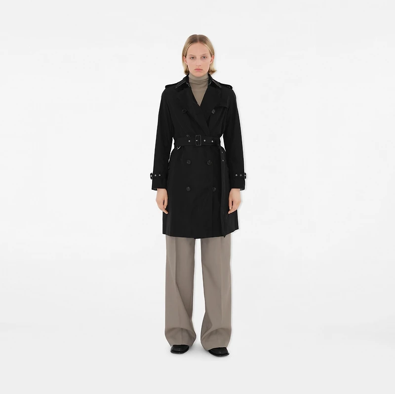 Mid-length Lightweight Kensington Trench Coat in Black - Women, Nylon | Burberry® Official