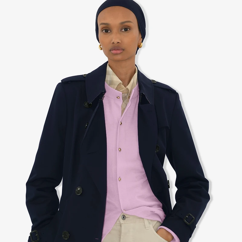 Long Chelsea Heritage Trench Coat in Coal blue - Women, Cotton Gabardine | Burberry® Official