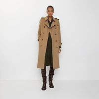 Long Cashmere Kensington Trench Coat in Camel beige - Women | Burberry® Official