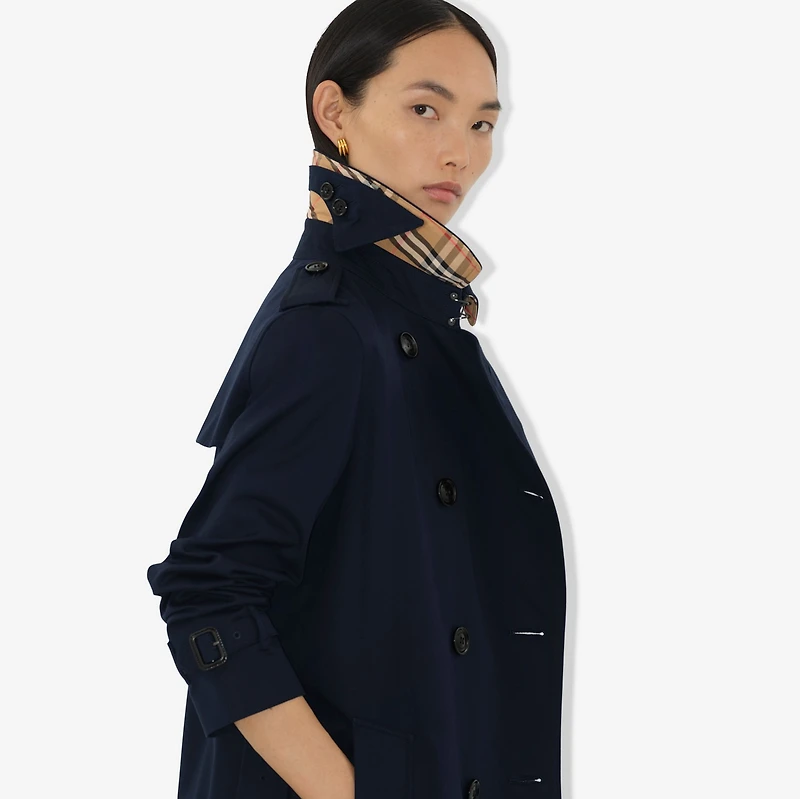 Mid-length Kensington Heritage Trench Coat in Coal blue - Women, Cotton Gabardine | Burberry® Official