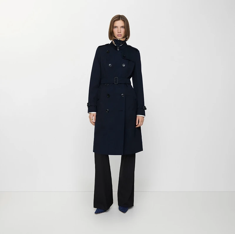 Long Chelsea Heritage Trench Coat in Coal blue - Women, Cotton Gabardine | Burberry® Official