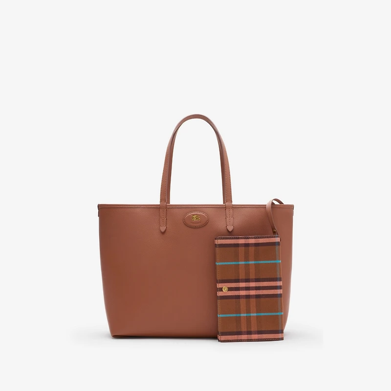 Medium Reversible Bloomsbury Tote​ in Ginger orange/gingerbread brown - Women | Burberry® Official