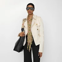 Cotton Isabella Trench Jacket in Linen beige - Women | Burberry® Official