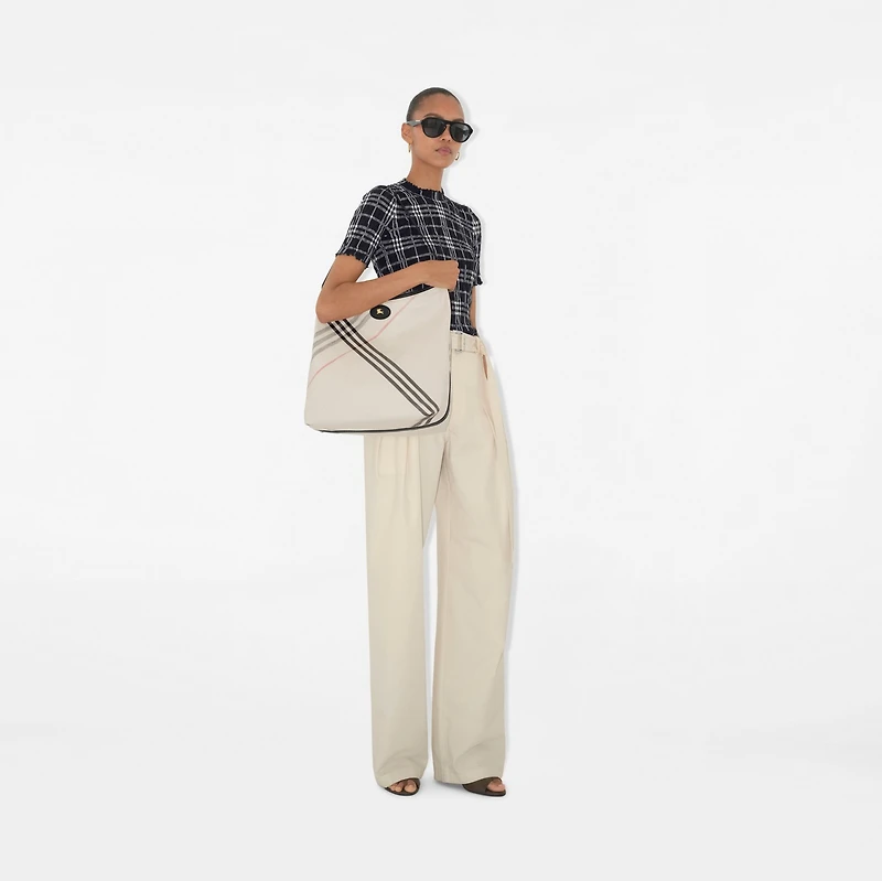 Medium Highlands Shoulder Bag in Soap beige - Women, Cotton, Linen | Burberry® Official