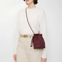 Horseshoe Chain Pouch in Sash purple - Women | Burberry® Official