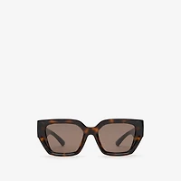 EKD Rectangular Sunglasses in Tortoiseshell - Women | Burberry® Official