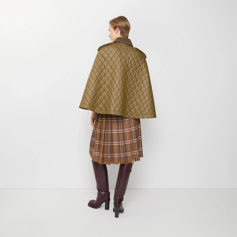 Shearling Collar Quilted Cotton Heath Cape in Walrus brown/hemlock beige - Women | Burberry® Official