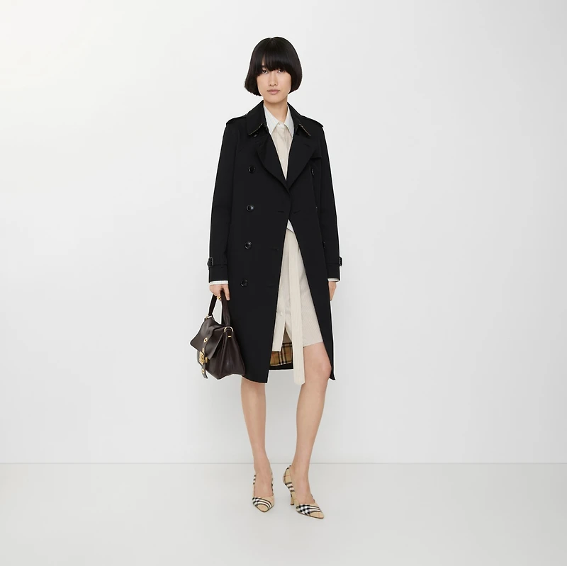 Long Kensington Heritage Trench Coat in Black - Women, Cotton Gabardine | Burberry® Official