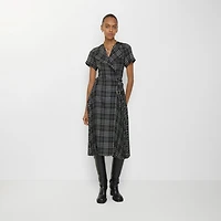 Check Wool Blend Kilt Dress in Onyx grey/light grey - Women | Burberry® Official