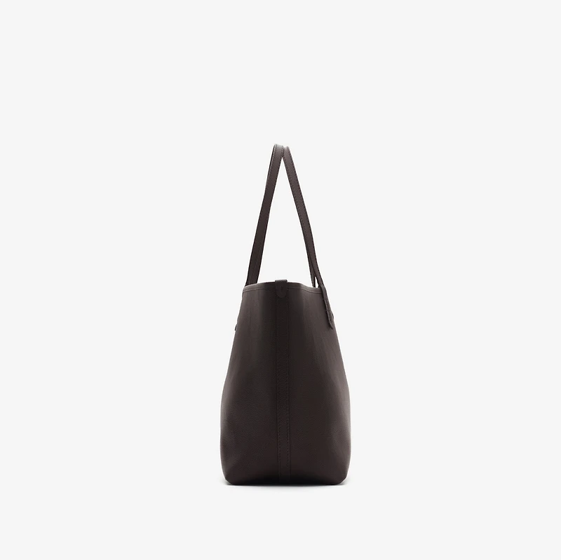 Medium Reversible Bloomsbury Tote​ in Peat brown/sand beige - Women | Burberry® Official