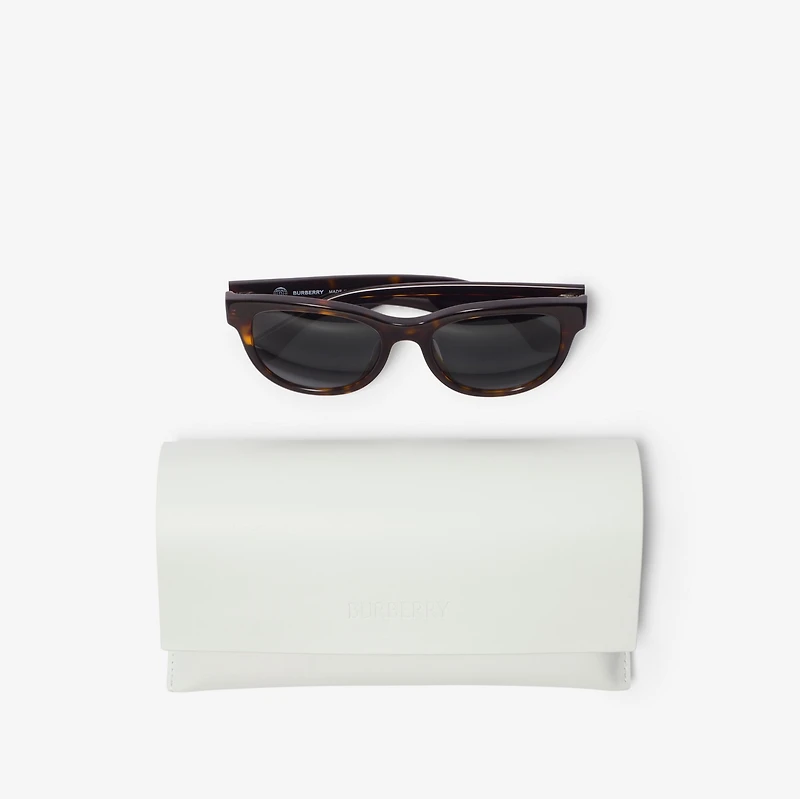Round Sunglasses in Dark havana | Burberry® Official