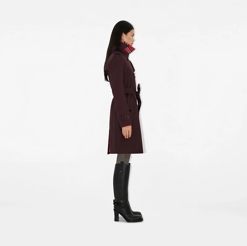 Mid-length Gabardine Kensington Trench Coat in Wine red - Women | Burberry® Official