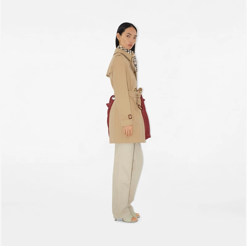 Short Kensington Heritage Trench Coat in Honey - Women, Cotton Gabardine | Burberry® Official
