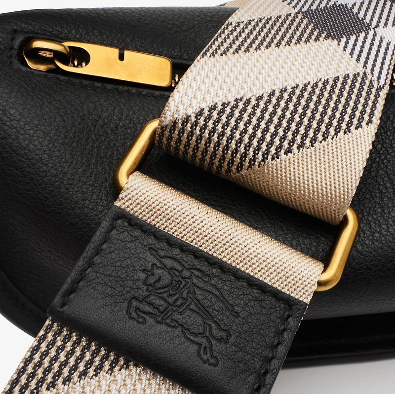 B Clip Shoulder Bag in Black - Women, Leather | Burberry® Official