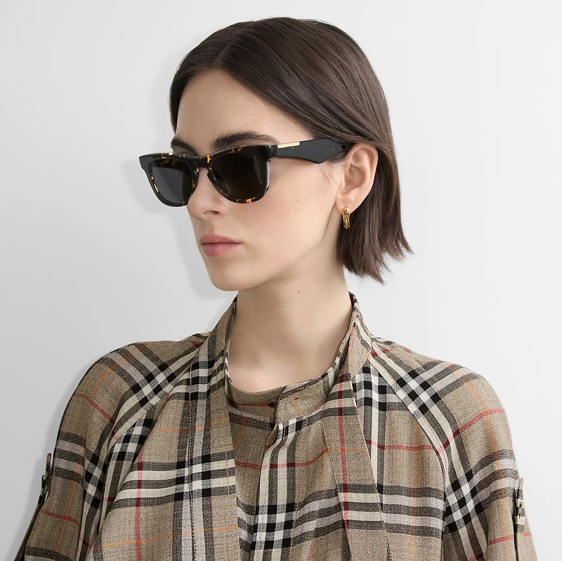 Arch Facet Sunglasses in Dark Havana | Burberry® Official