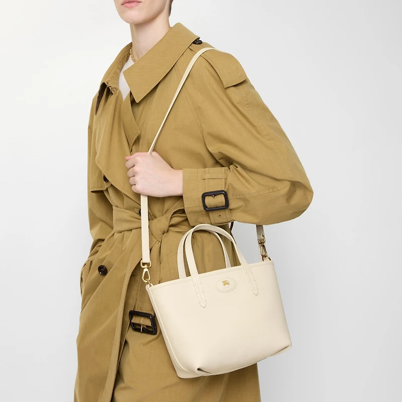 Mini Reversible Bloomsbury Tote​ in Soap beige/light beige - Women | Burberry® Official