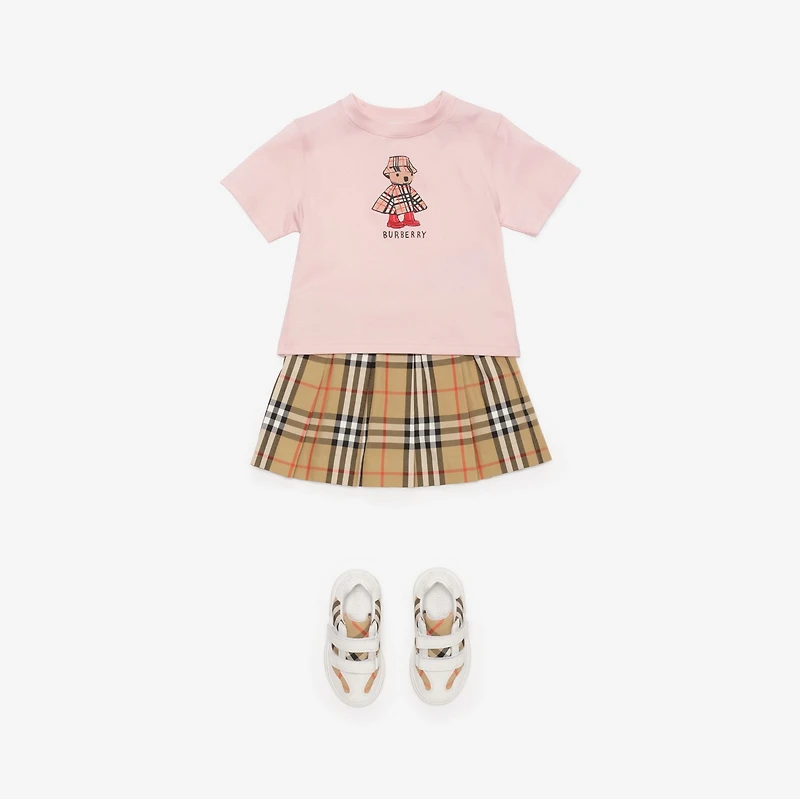 Rainy Day Bear Cotton T-shirt in Ice pink | Burberry® Official
