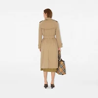 Long Waterloo Heritage Trench Coat in Honey beige - Women, Cotton Gabardine | Burberry® Official