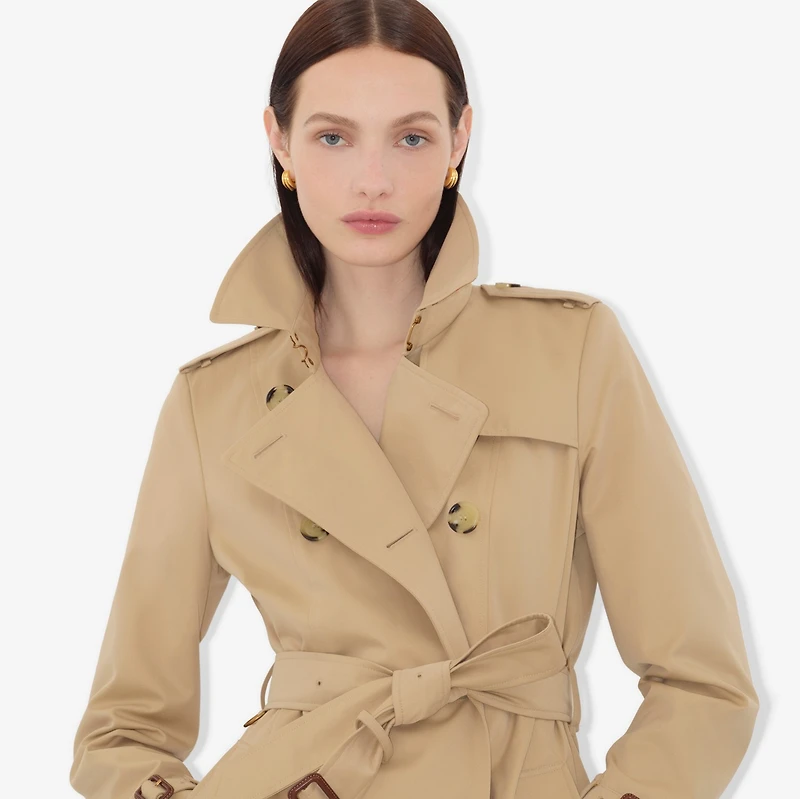 Mid-length Chelsea Heritage Trench Coat in Honey - Women, Cotton Gabardine | Burberry® Official