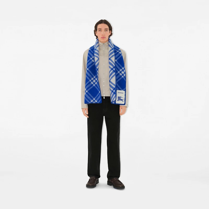 Check Wool Scarf in Knight blue | Burberry® Official