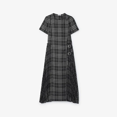 Check Wool Blend Kilt Dress in Onyx grey/light grey - Women | Burberry® Official