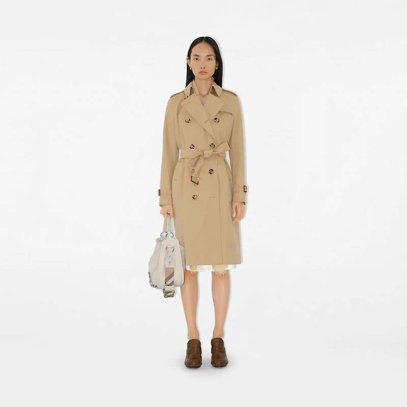 Long Kensington Heritage Trench Coat in Honey - Women, Cotton Gabardine | Burberry® Official