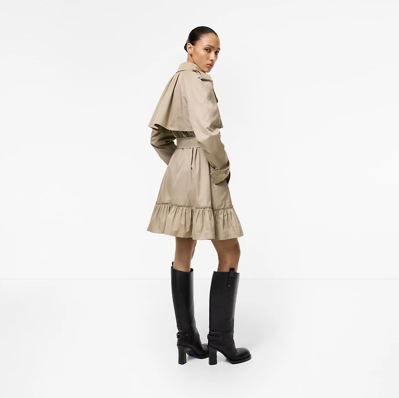 Short Gabardine Tillydrine Trench Coat in Saltmarsh beige - Women | Burberry® Official