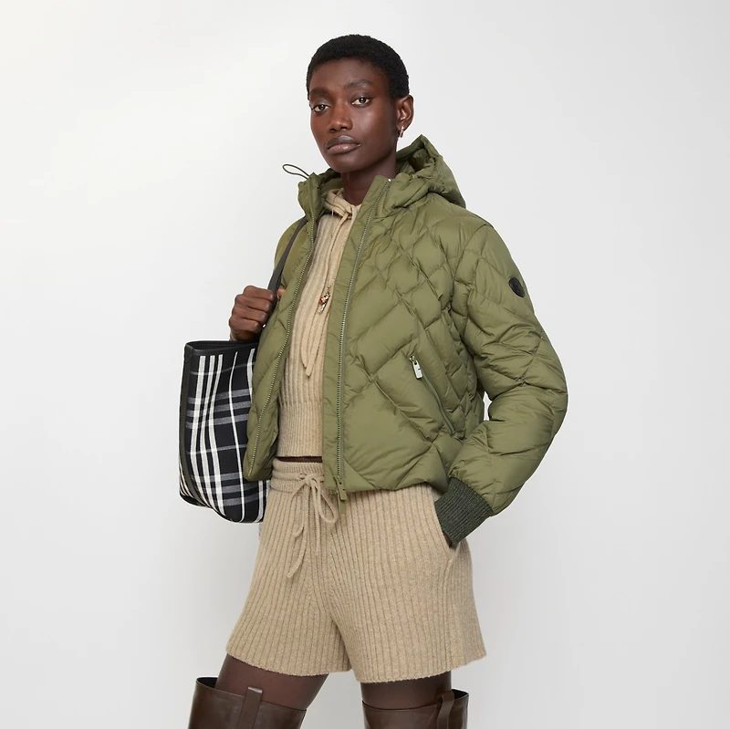 Check-stitch Nylon Delley Puffer Jacket in Pasture green - Women | Burberry® Official