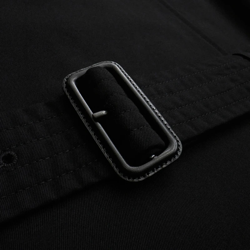 Short Kensington Heritage Trench Coat in Black - Men, Cotton Gabardine | Burberry® Official