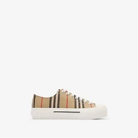 Icon Stripe Sneakers in Archive beige - Women | Burberry® Official