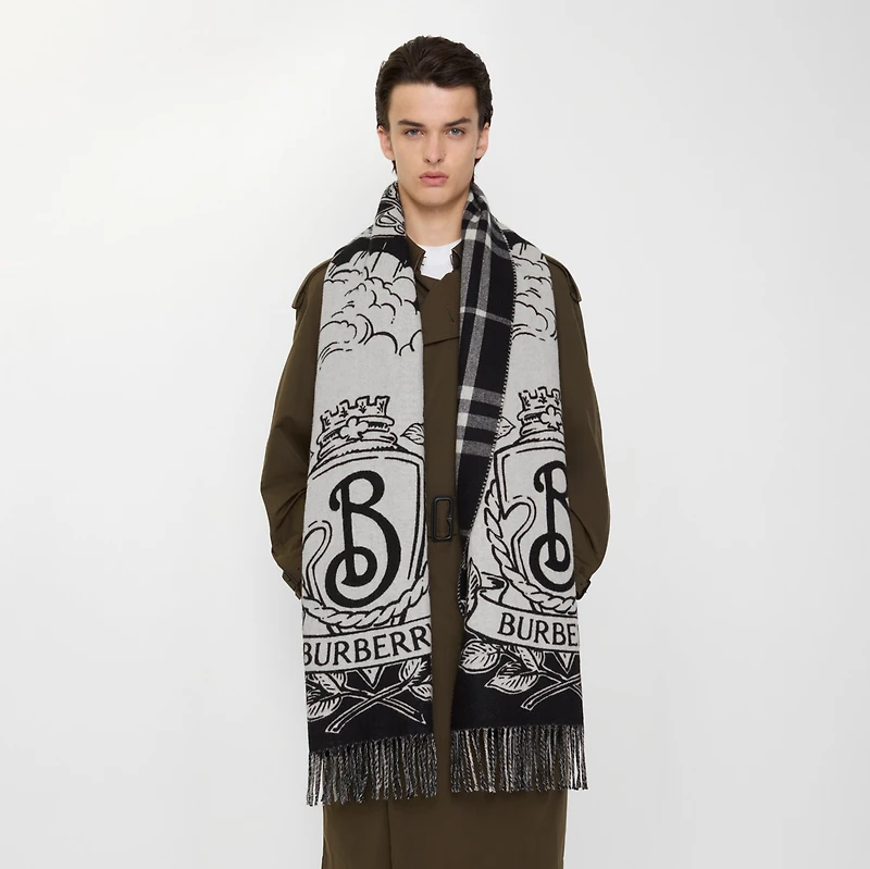 Wide Reversible Stormy Knight Scarf in Black/calico | Burberry® Official