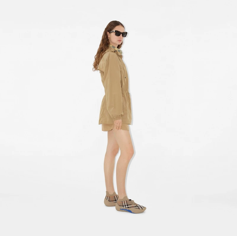 Short Nylon Cotton Parka in Cracker - Women | Burberry® Official