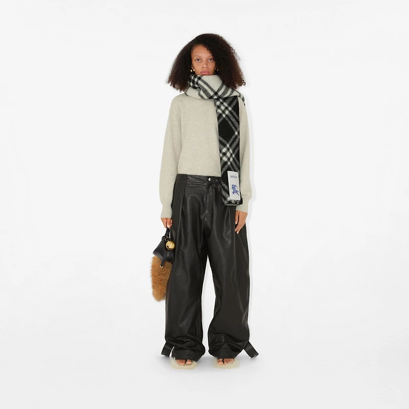Check Wool Scarf in Black | Burberry® Official