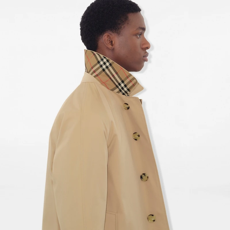 Short Camden Heritage Car Coat in Honey - Men, Cotton Gabardine | Burberry® Official