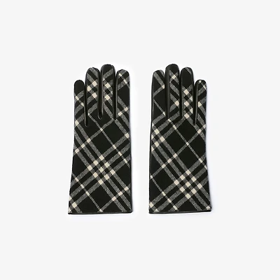 Check Wool Cashmere Gloves in Black/calico white - Men | Burberry® Official