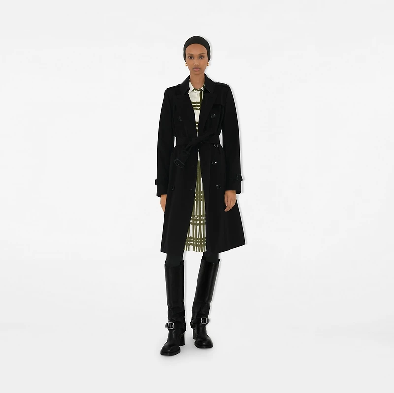 Long Chelsea Heritage Trench Coat in Black - Women, Cotton Gabardine | Burberry® Official