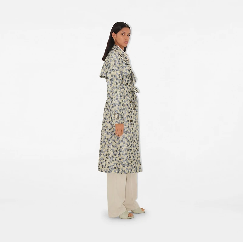 Long Daisy Lightweight Trench Coat in Eccles - Women | Burberry® Official